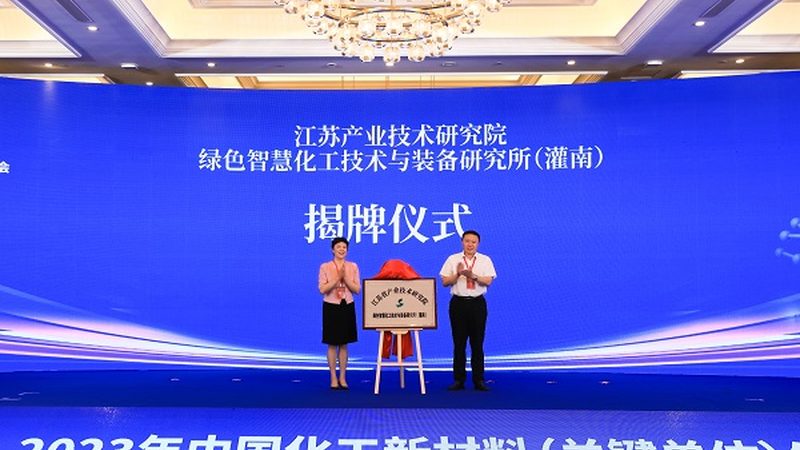 拉丝油型号规格解析：如何挑选适合的润滑解决方案